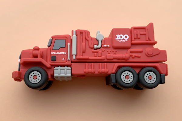 3D ФЛЕШКА ГРУЗОВИК "HALLIBURTON" — фото 2