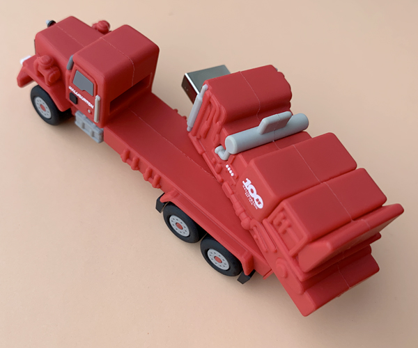 3D ФЛЕШКА ГРУЗОВИК "HALLIBURTON" — фото 3
