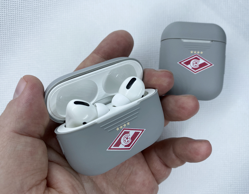 ЧЕХОЛ ИЗ СИЛИКОНА ДЛЯ AIRPODS PRO С ЛОГОТИПОМ "СПАРТАК" — фото 2
