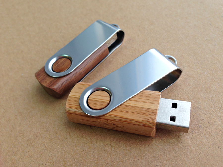 Деревянная USB флешка "Twist" — фото 2