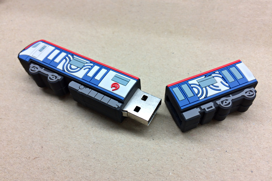 USB флешка "Поезд МОСКВА" — фото 2