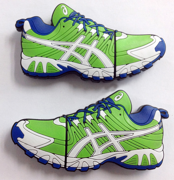 Флешка из ПВХ в форме кросовка с логотипом ASICS — фото 6